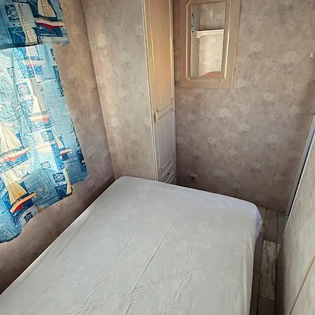 Mobil Jacut De La